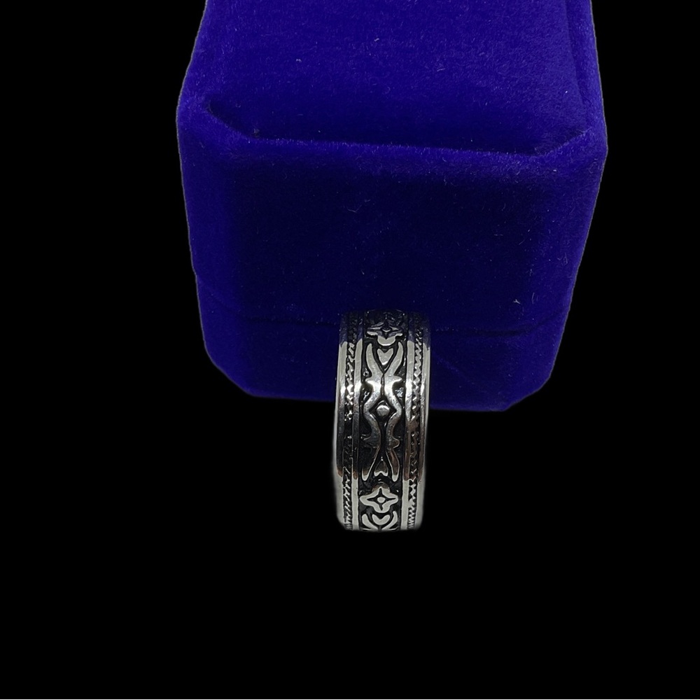 Kay Jewelers Stainless Steel Gents Ring - Picture 5 of 6